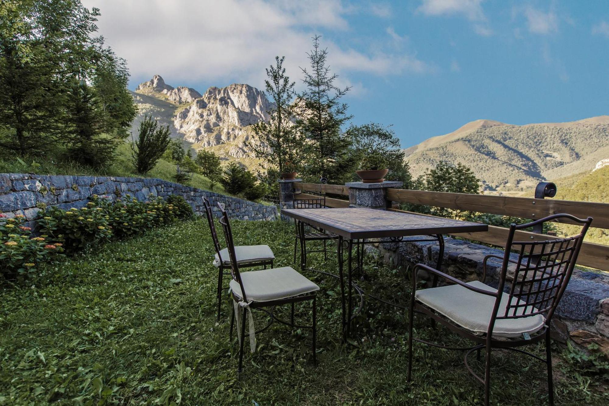 La Posada De Cucayo Dobres Esterno foto